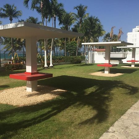 Marbella Del Caribe Beachfront San Juan Kültér fotó